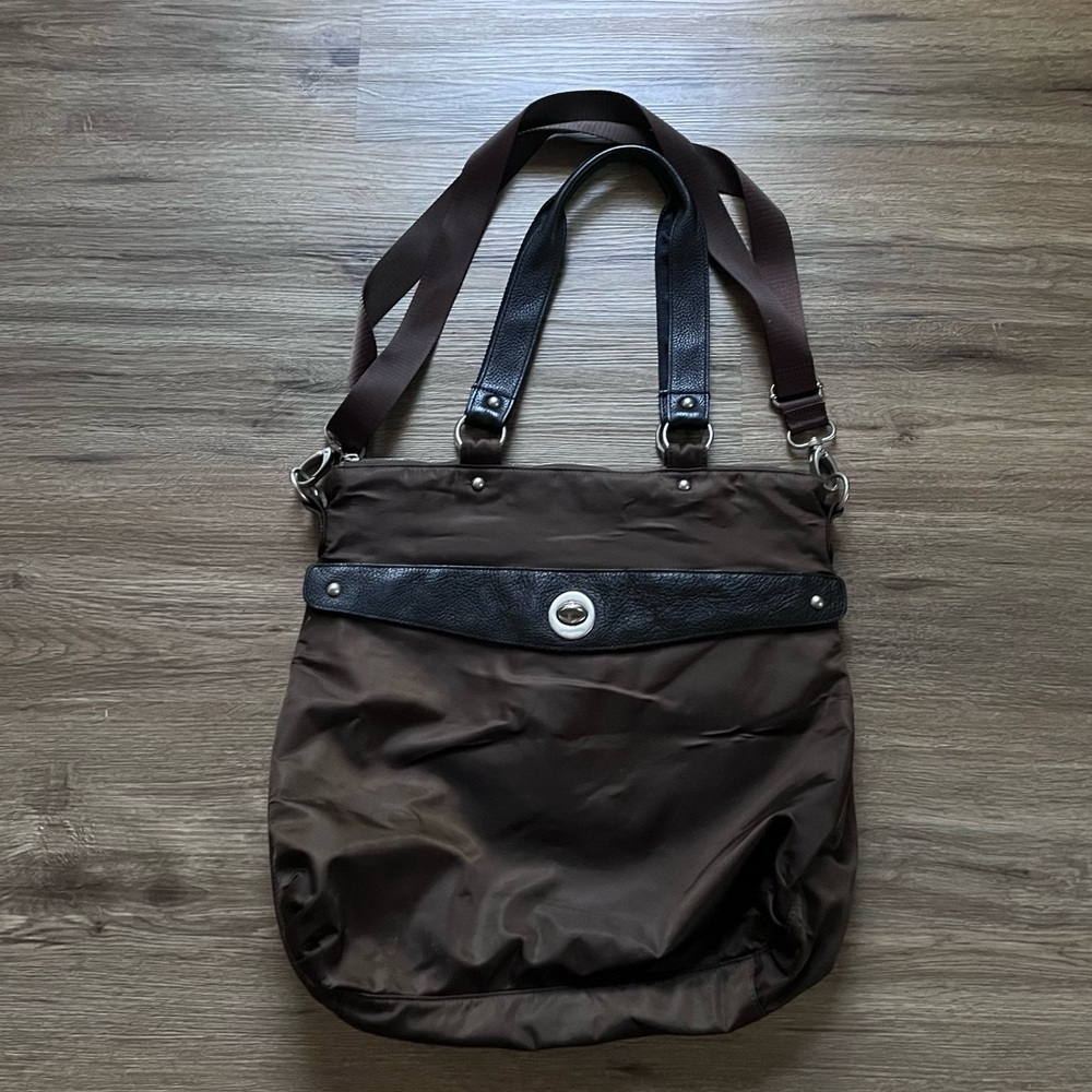 BAGGALLINI Overnight Tote Bag